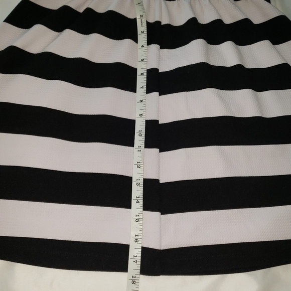 Poema size juniors 14 Black and white striped Dress - Picture 4 of 11